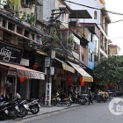 Cho thuê nhà mặt phố Bát Đàn làm vp du lịch