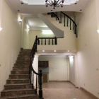 Cho thuê nhà phố Nguyễn Huy Tưởng làm văn phòng , ,hộ gia đình ở kết hợp kd , giá 13tr/tháng