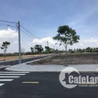 Cần bấn đất gấp ,mặt tiền đường Vườn Thơm,Bình Chánh,giá 13tr/m2,lh : 0901113604