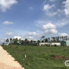 Cần bán lô đất 132,5 m2, mặt tiền đường 32m, đã có sổ hồng riêng, giá đầu tư 2,3 tr/m2, bao sinh lời !!!