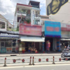 Bán nhà 6 lầu mặt tiền Nguyễn Thị Thập quận 7.