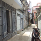 Bán nhà Xuân Thuỷ 5tầng, ngõ nông 34m2, MT4m. Giá 3,6 tỷ