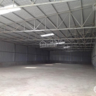 Cho thuê nhà mặt phố Lai Xá làm kho, xưởng, quán ăn...giá 20tr