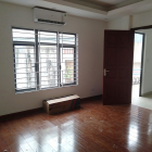 Cho thuê nhà Phố Hàng Cá làm spa, văn phòng.. 29tr/ tháng