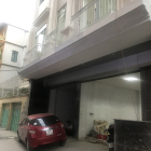 Chính chủ cần cho thuê nhà 2 tầng mặt phố Yên Hòa, Cầu Giấy, Hà Nội.