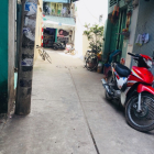 Cần bán nhanh nhà hẻm đường T8, DT 3.1m x 10m, nhà 1 lầu. Giá 2.8 tỷ.