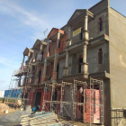 Bán nhà 3 tầng giá rẻ, sổ hồng liền tại Bình Dương