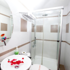 Khách sạn Bùi Viện thu nhập 20000$/tháng