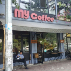 Cho thuê nhà làm cafe, nhà hàng mặt phố Hoàng Cầu: 200m2, mặt tiền 12.5m.