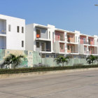 Bán nhà phố vườn, khu compound rẻ nhất Q9, cách MT Nguyễn Duy Trinh 200m, 42tr/m