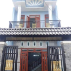 Tôi có căn nhà cần bán gấp, diện tích ngang 4m, dài 20m, sổ hồng, thổ cư 100%.