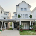 Biệt thự đơn lập dt đất 360m2 vị trí view công viên và hồ giá 18 tỷ