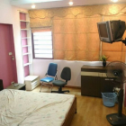 Bán nhà nhỉnh 2 tỷ mặt phố,kinh doanh sầm uất , 4 tầng,3PN Phố Thịnh Quang