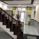 Kẹt tiền cần bán gấp nhà  đường Dương Công Khi, 92m2, 1 tỉ 680 , SHR