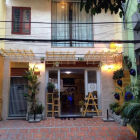 Cho thuê nguyên lầu, mặt tiền nhìn xuống đường nội bộ, nhà mới xây đẹp, lầu có 2