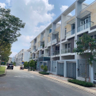 Q.7 - NHÀ PHỐ GIÁ TỪ 9.5 TỶ, BIỆT THỰ GIÁ TỪ 11.9 TỶ VỊ TRÍ ĐẸP 0989866306