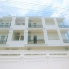 Cho thuê chung cư mini DT 35m2 có gác + cửa sổ + máy lạnh mới. Nhà mới xây.