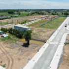 CẦN TIỀN NÊN EM BÁN MIẾNG ĐÁT GẤP NẰM NGAY MẶT TIỀN