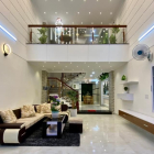 Bán nhà riêng, kinh doanh sầm uất ở Thuận An, DT 80m, giá 3.5 tỷ