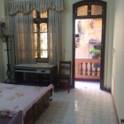 Cho thuê nhà riêng tại  KiM Mã nhà đẹp, khu dân trí cao, an ninh tốt, ngõ thoáng