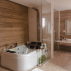 Bán biệt thự hiện đại đường Cộng Hoà, 200m2, hầm 6 lầu, có thang máy, hồ bơi