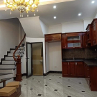Bán nhà mới đẹp ngõ 43 Trung Kính 35m2*5 tầng, 3 mặt thoáng, ngõ thông, 4.3 tỷ