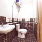 ĐỘC NHẤT QUẬN 10, giá chỉ 2.5 tỷ có nhà hẻm xe hơi vi vu, 3 tầng, an ninh