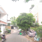 Tôi bán lô đất sổ sẵn KĐT Vạn Phúc, MT Quốc Lộ 13, Thủ Đức. Giá 2.3 tỷ thổ 100%