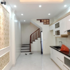 Cần bán nhà Trần Duy Hưng 30m2 5 tầng giá 3,35 tỷ, nhà siêu mới