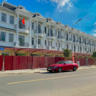 Chính chủ bán gấp Nhà phố 80m2, sổ hồng riêng, mặt tiền Nguễn Thị Khắp,Dĩ An