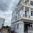 Bán Đất Trong KDC Long Cang,Sổ Hồng Sang Tên, 90m2 Đối Diện Công Viên,Đường 20m.