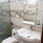 Cần bán căn hộ dịch vụ 1T, 3L trung tâm P.Phước Long B, Quận 9 giá 7,2 tỷ