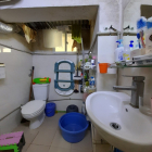 Bán nhà căn hộ tập thể tại 30B Đoàn Thị Điểm.