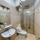 Bán nhà phố Đông Tác, ngõ thông, view công viên, DT 30m2, chỉ 5tỷ.