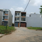 Cần bán gấp miếng đất 5x20m phía sau chợ Bình Chánh, 825tr, SHR