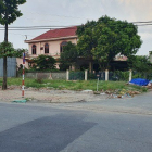 Nhượng lô khách ngộp ngã 3 trung tâm Tân Biên đối diện trường c3 dân đông 333tr