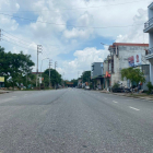 KHU BUÔN BÁN SẦM UẤT CÓ 102 TẠI THỊ TRẤN GIA KHÁNH