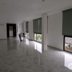 Cho thuê Văn Phòng Lô Góc, View công viên_80m2_HXH tránh, thang máy_13 triệu TL
