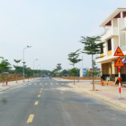 Bán nhà mới 1 trệt 2 lầu ngay đại học việt đức, dtsd 240m2, 4PN