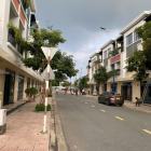 Thuận An Bán Gấp Nhà Phố Mặt Tiền 1 Trệt 2 Lầu Sổ sẵn Công chứng sang tên ngay