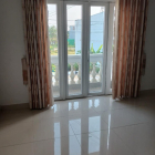 Nhà 1 trệt 1 lầu sổ riêng . Đường nhựa 12m . Gần công viên . Giá 1tỷ250