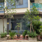 Cho thuê nhà tầng 1 (căn góc mặt tiền rộng khoảng 15m) thích hợp làm văn phòng