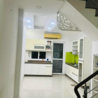 Happy Land cho thuê 1 căn nhà hẻm 1 xẹt 3 tầng 5pn ở Q1 HCM ngay khu kinh doanh