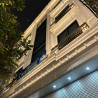 Chính chủ cho thuê văn phòng 120m2 có rooftop, cạnh Royal City (có video)