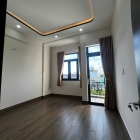 BÁN NHÀ 1 TRỆT 2 LẦU SHR MẶT TIỀN KINH DOANH THỚI TAM THÔN , HÓC MÔN