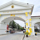 BÁN NHÀ LIỀN KỀ 4 TẦNG – PHÂN LÔ – VỈA HÈ RỘNG – TRỤC KINH DOANH – KHU D YÊN NGH