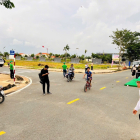 TIỀN CẦN BÁN GẤP LÔ ĐẤT NGAY MT 824 DT 150M2 GIÁ CHỈ 25TR/M2 SHR SANG TÊN CC