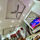 Bán nhà 5 tầng 150m2 tổ 8 Cự Khối, nhà rộng rãi, sân vườn, đủ công năng cho đại