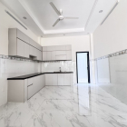 Bán Nhà Mới Quận 9 Gần Vinhomes - 4 Tầng - Xe Hơi Vào Nhà. Hơn 5 Tỷ