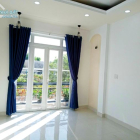 Cần bán nhà đẹp 2 lầu đúc kiên cố, không ngập, không quy hoạch, hẻm an ninh